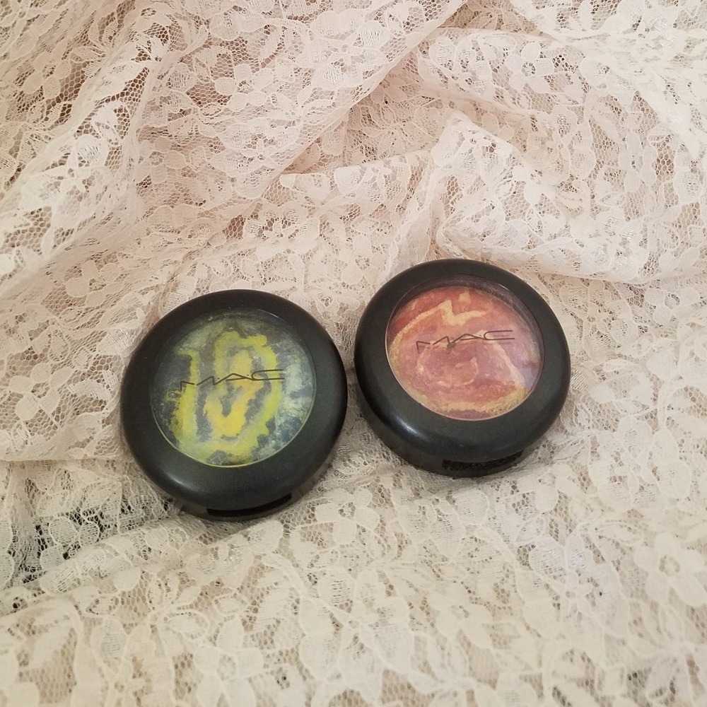 MAC WATER AND MANETIC ATTRACTION